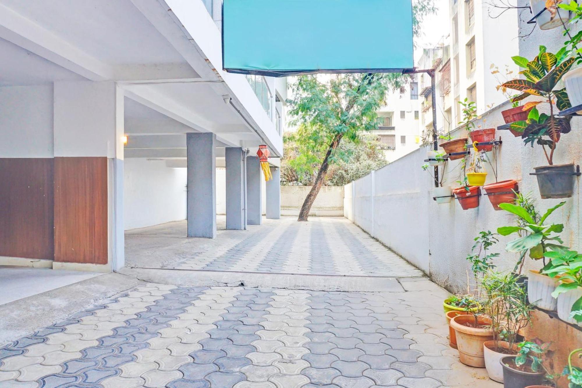 Super Collection O Baner Formerly Seven Hills Dāpuri Exterior photo
